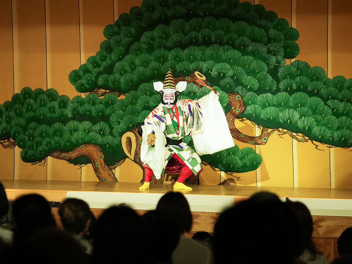 中村いてうさんによる朝比奈三番叟(あさひなのさんばそう)