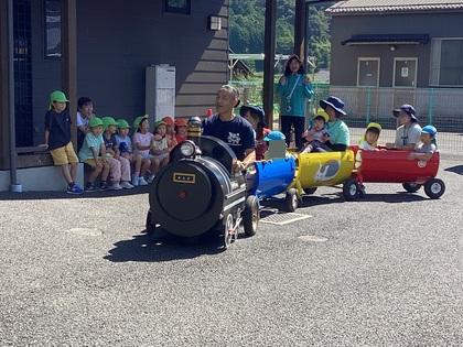 汽車ポッポ