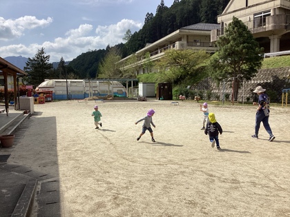 かくれんぼ