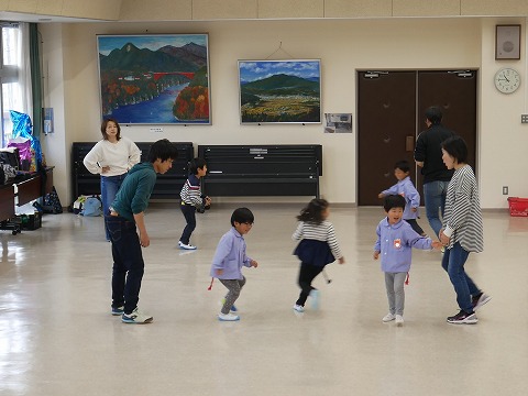 親子でしっぽとり