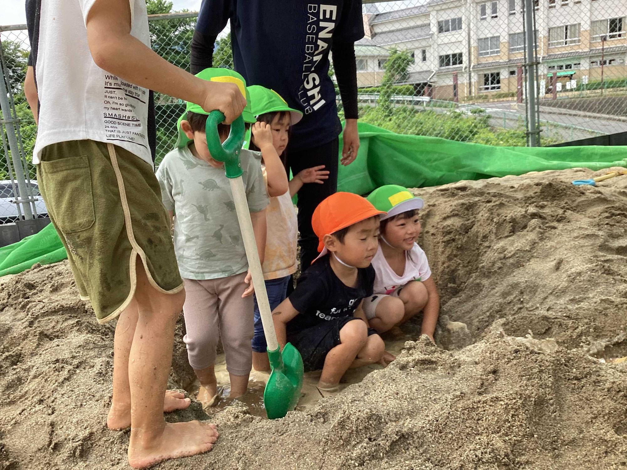 砂遊び