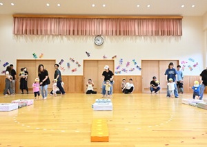 1歳児親子運送遊び