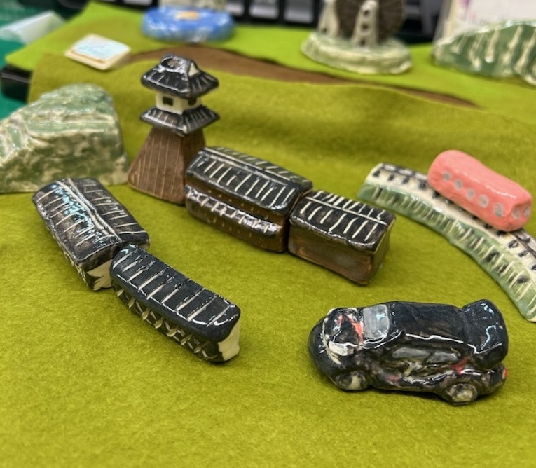 陶器で作ったラリーカー、岩村城跡、岩村城下町、明知鉄道