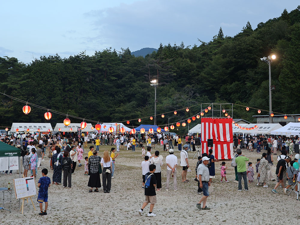 中野方町夏祭り全体の様子