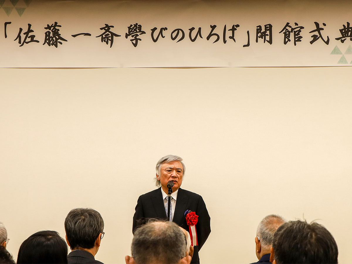 寄付者代表中尾先生のあいさつ