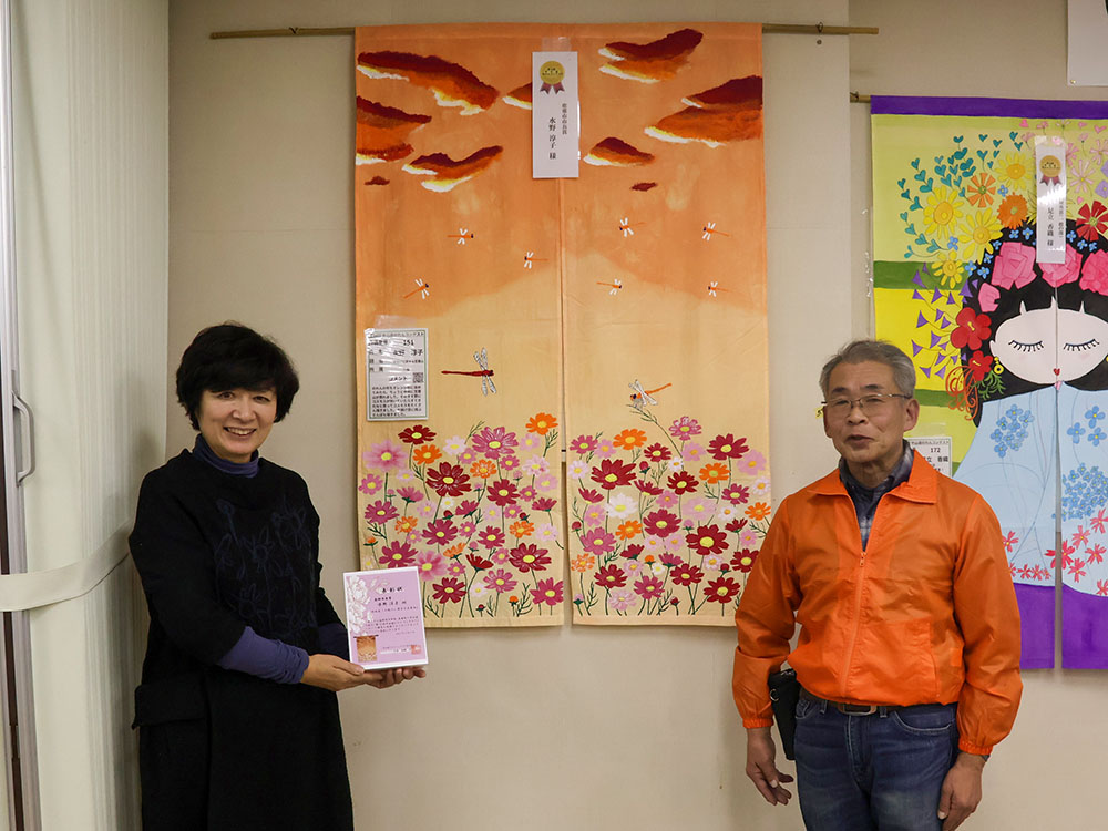 恵那市長賞を受賞した水野さん