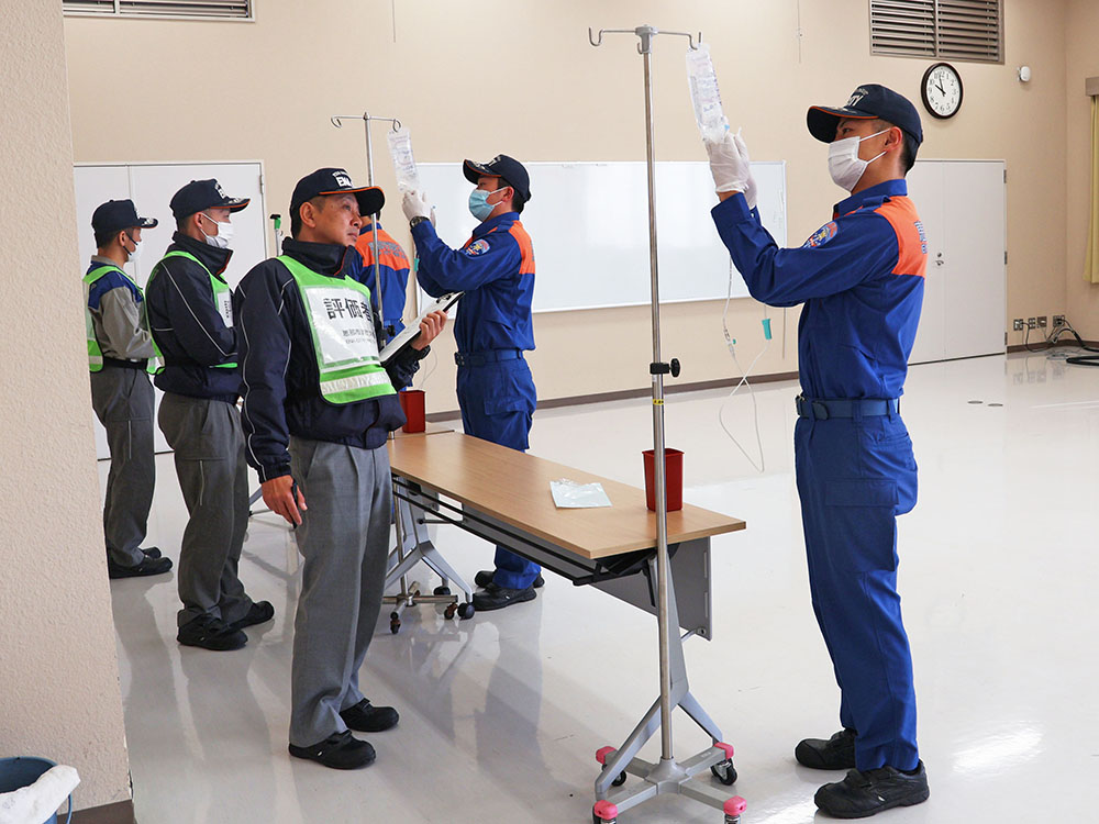 静脈路確保の訓練