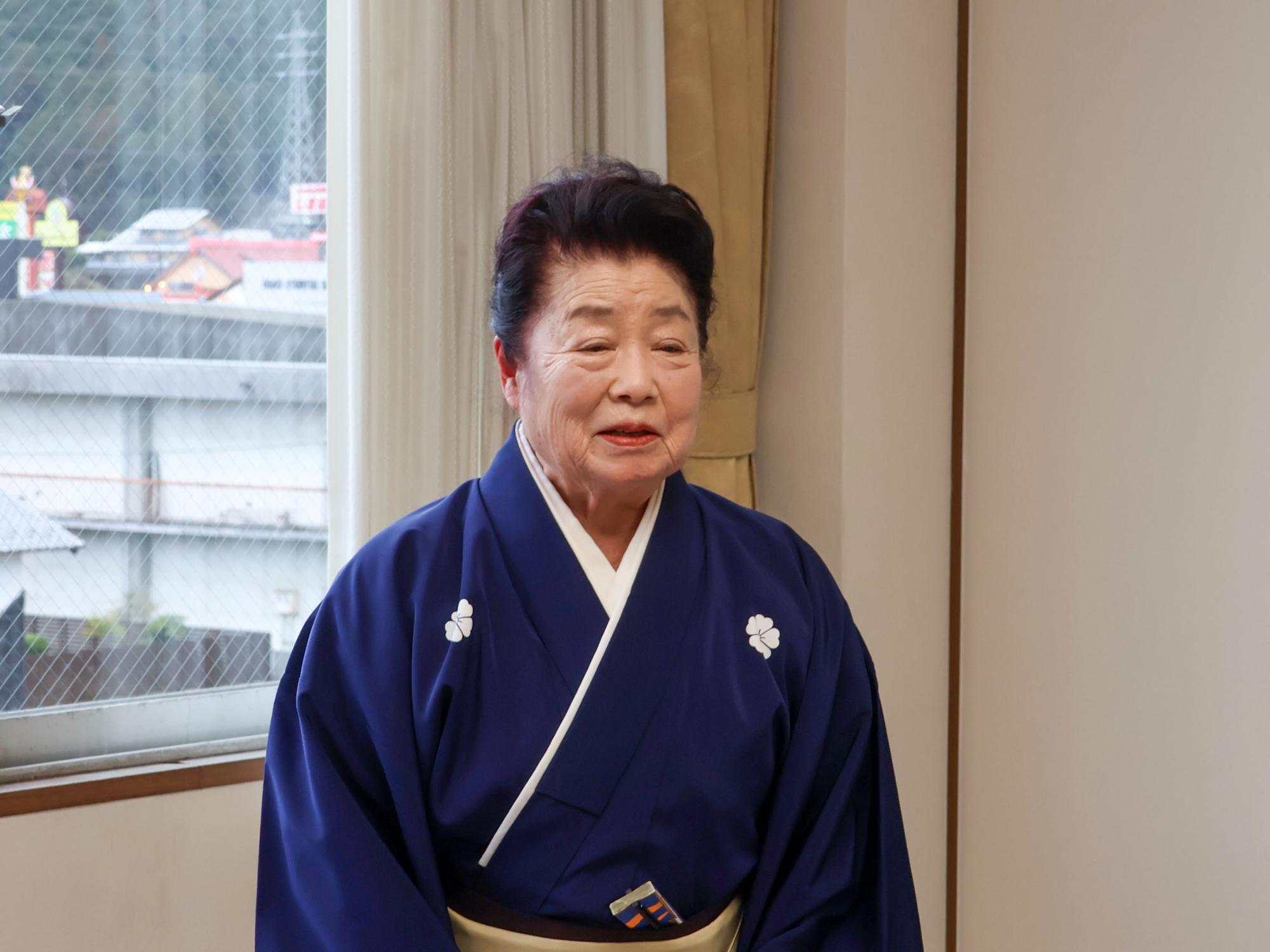 剣詩舞で功労者表彰を受賞した山田ひさ子さん