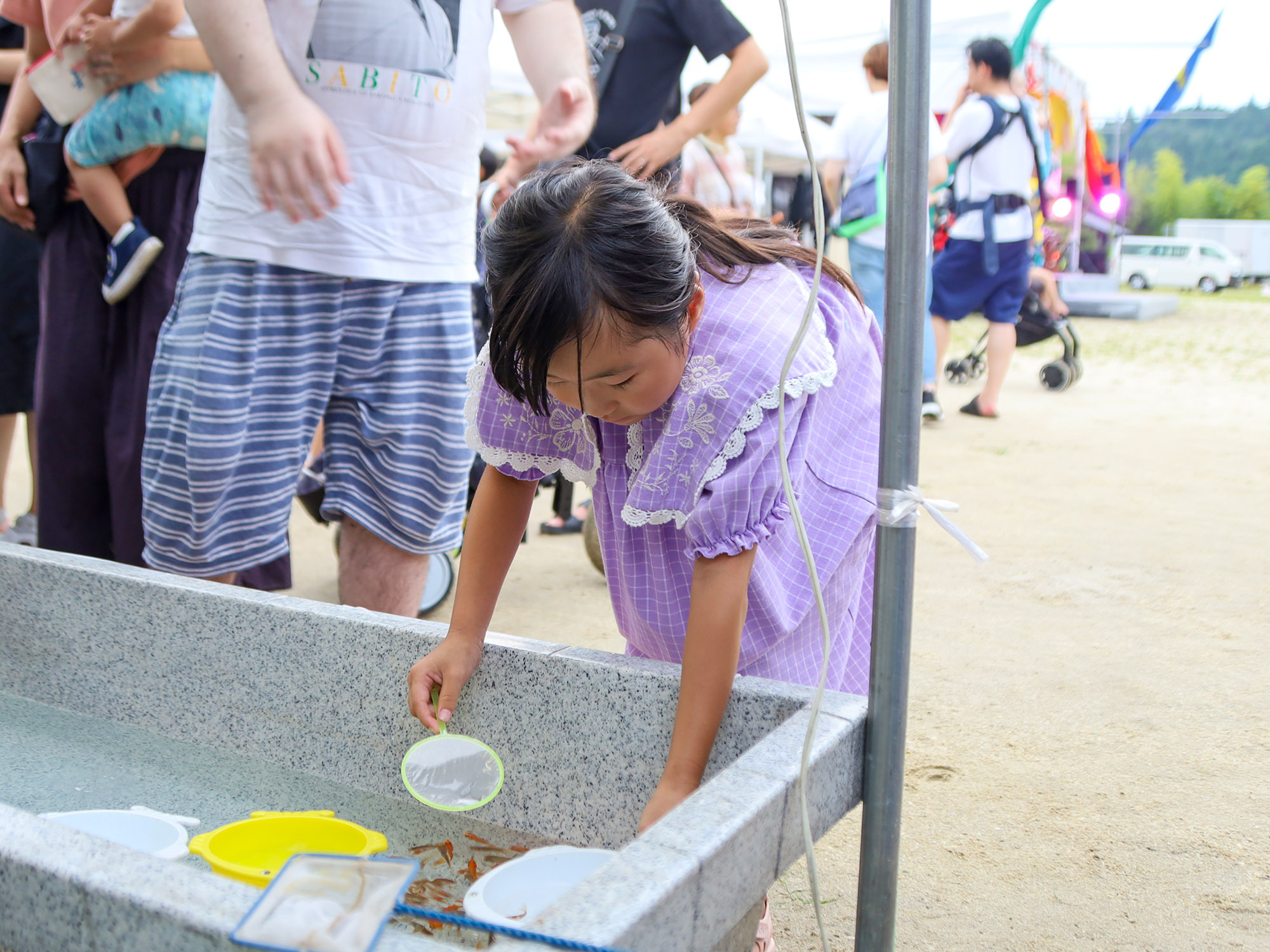 金魚すくいに挑戦