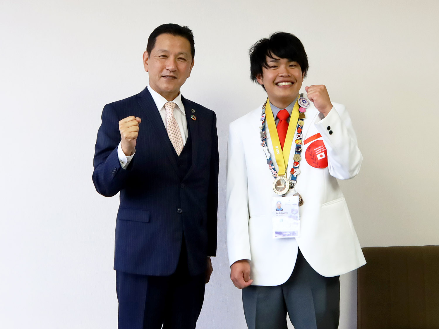 技能五輪国際大会メカトロニクス職種で金メダルを獲得した袖山さん
