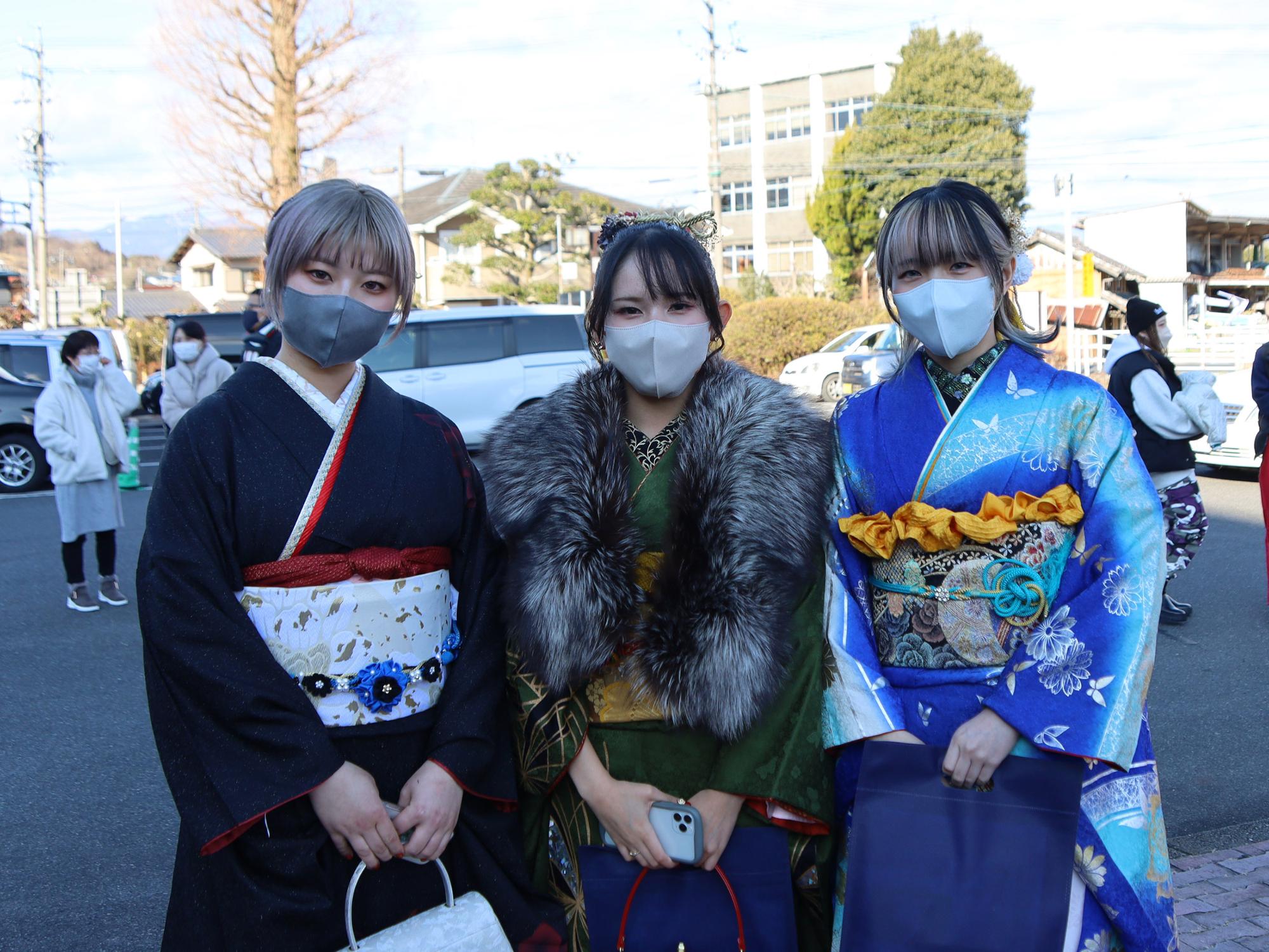新二十歳の方々