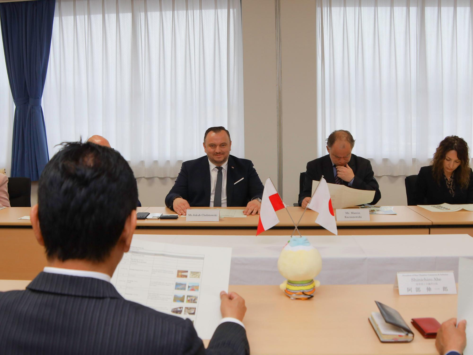 市長らと面談する知事2