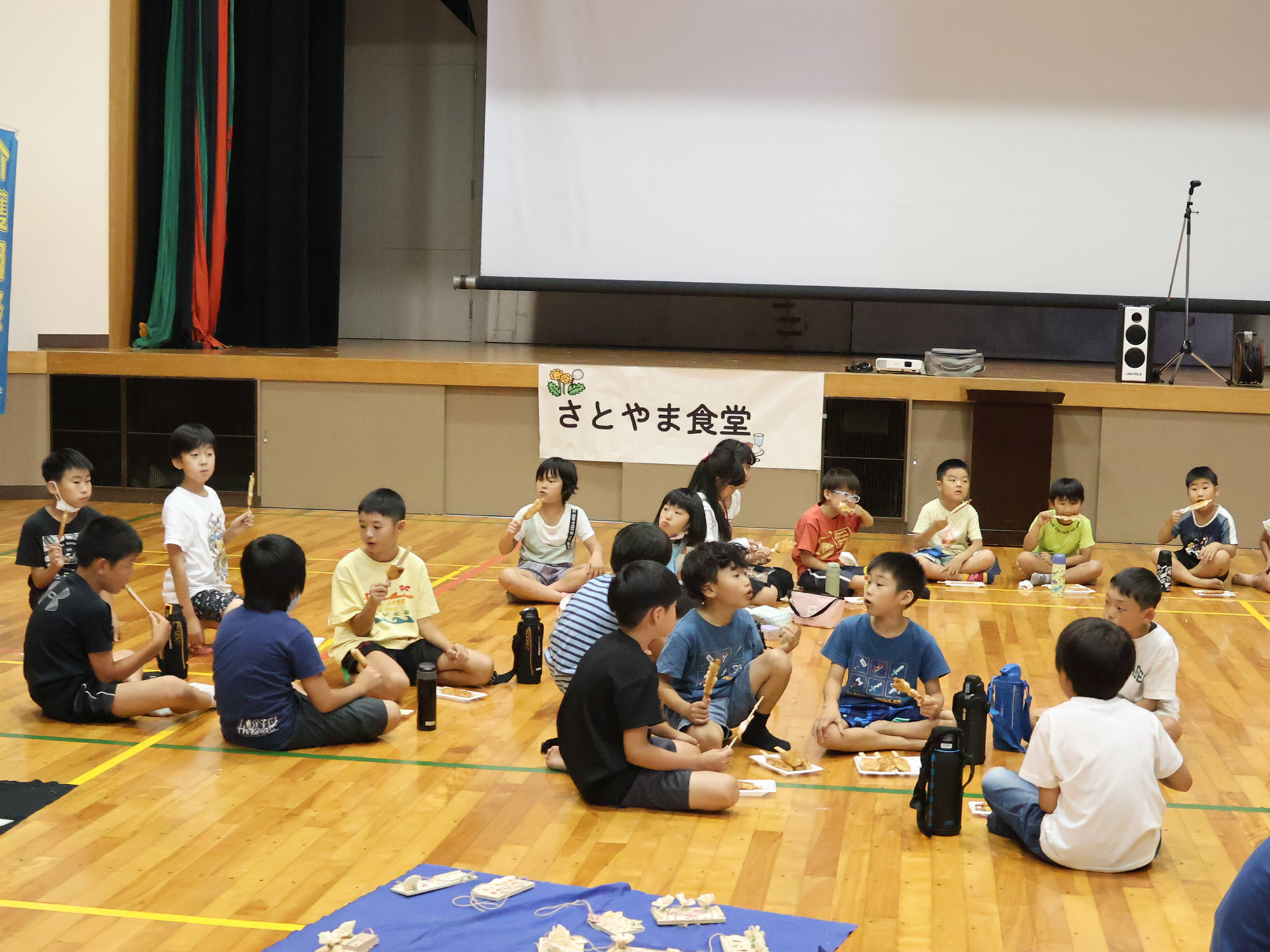 五平餅を食べる3