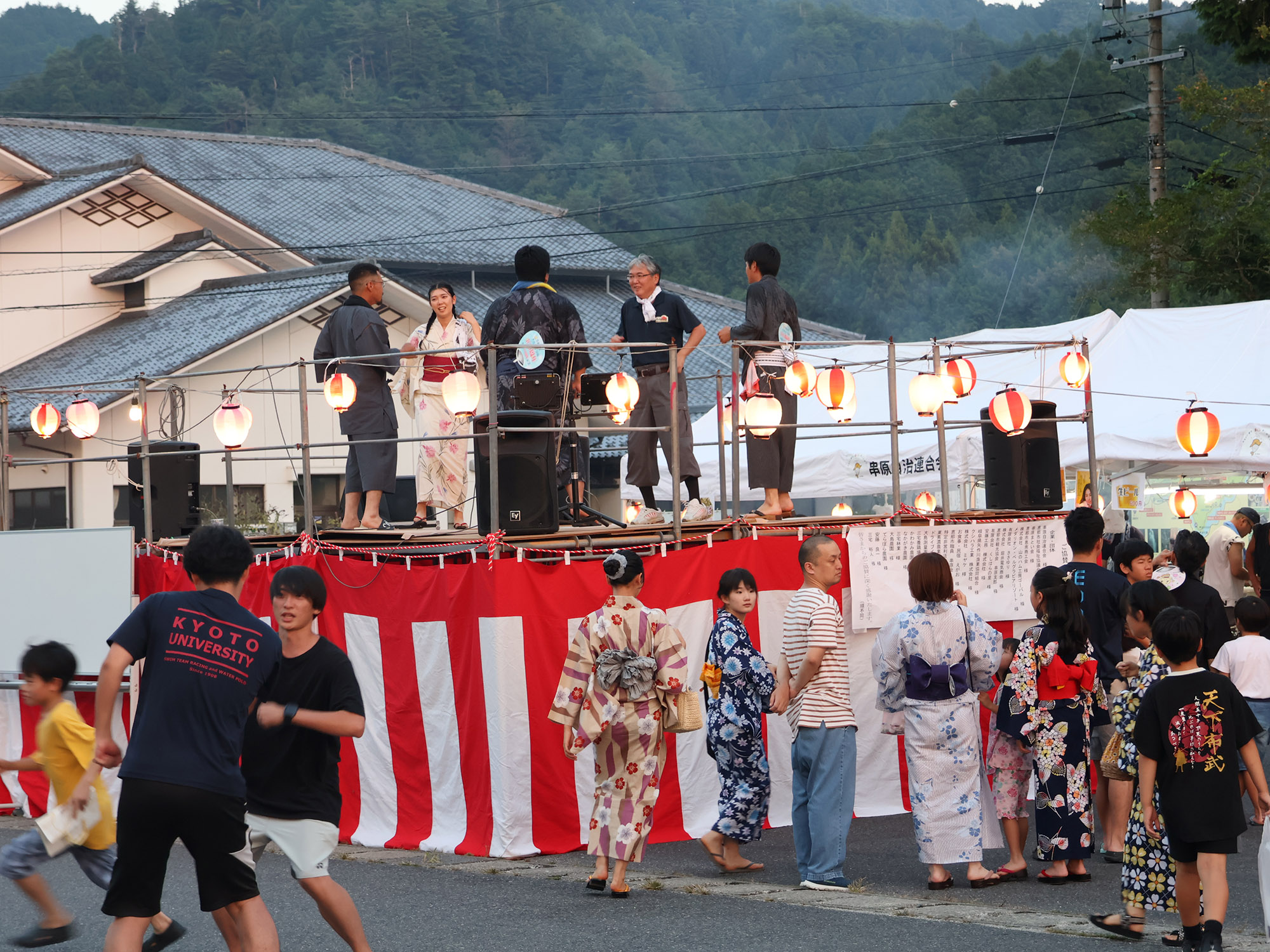 くしはら盆踊りでのステージ