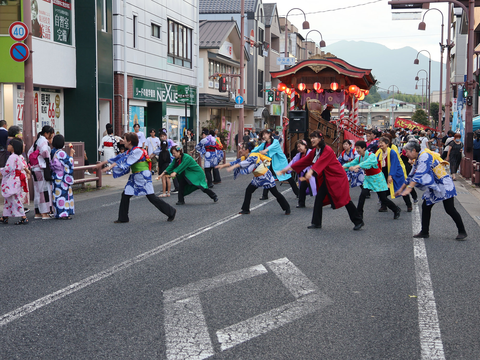 夏祭り盆踊り