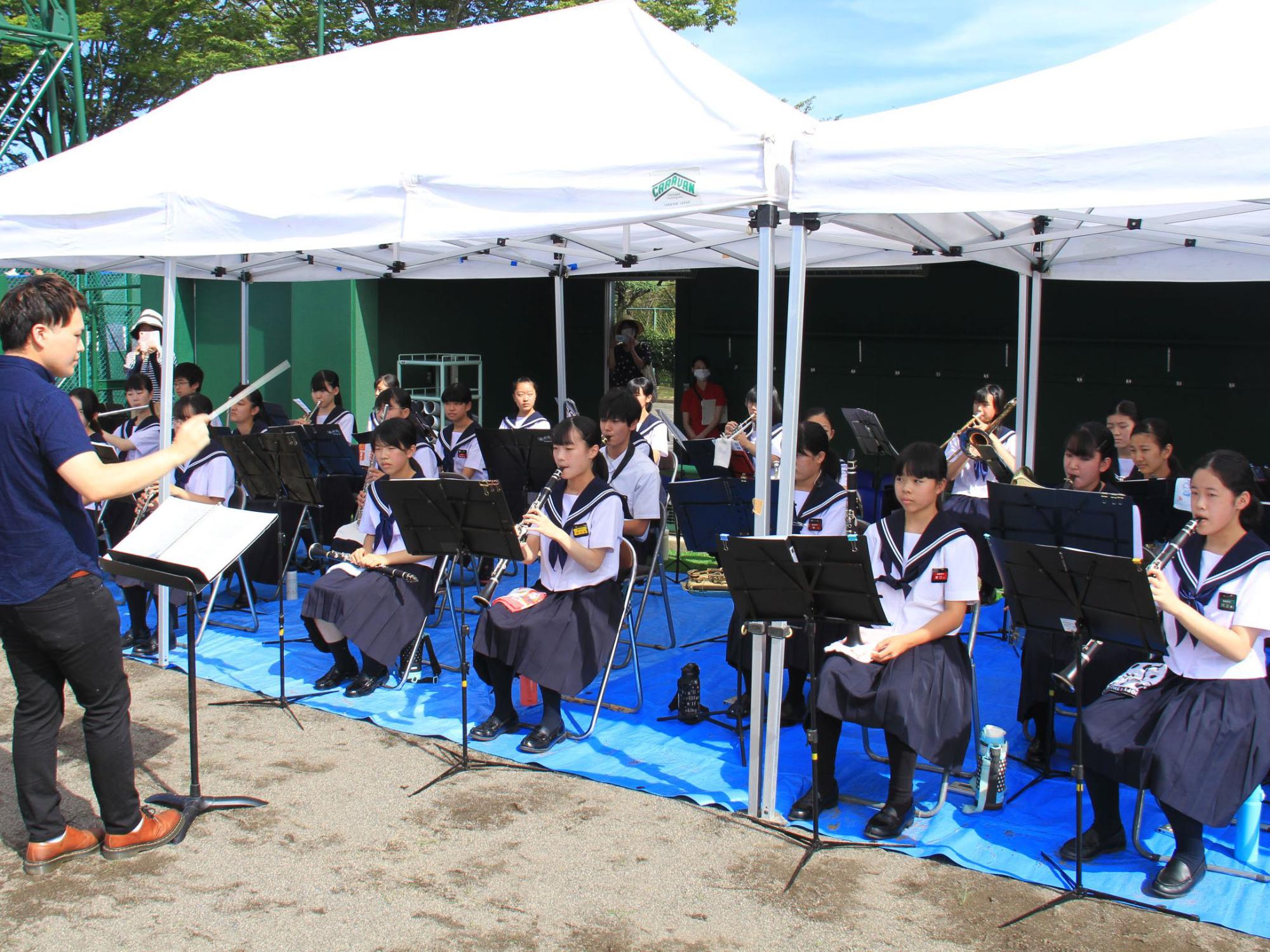 生演奏