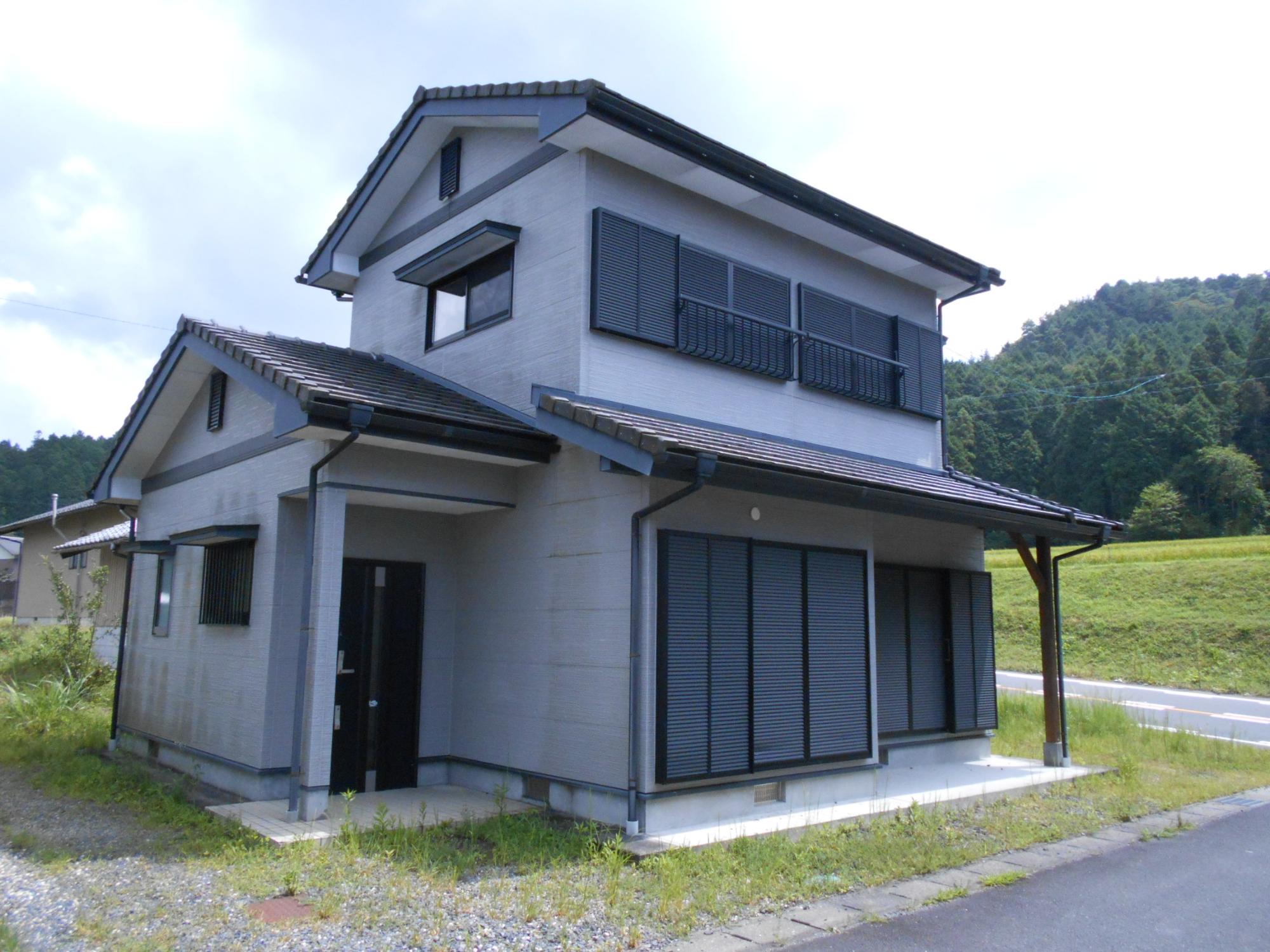 田沢外観