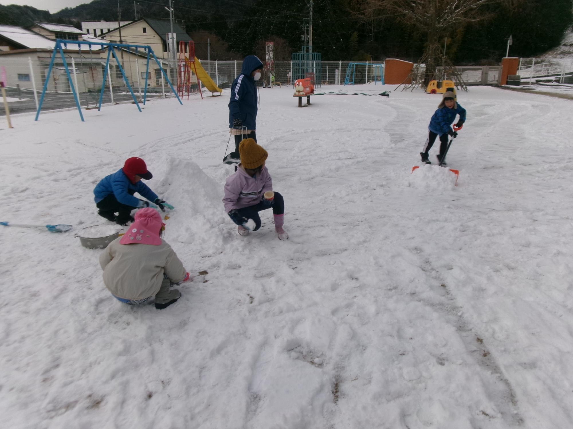雪遊び1