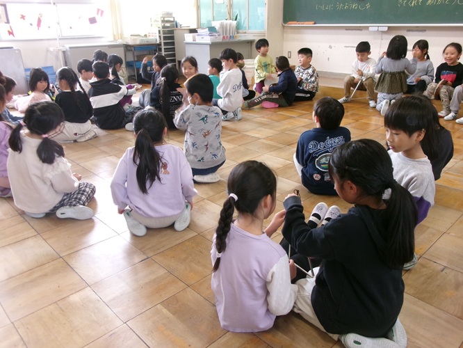 コマの回し方を教えてもらったよ