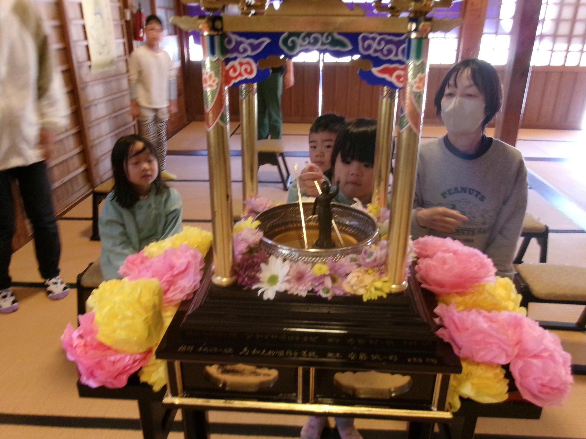 甘茶かけ