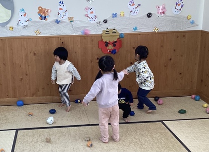 ひよこ組豆投げ練習