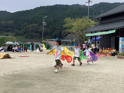 うさぎ組蝶々に変身画像