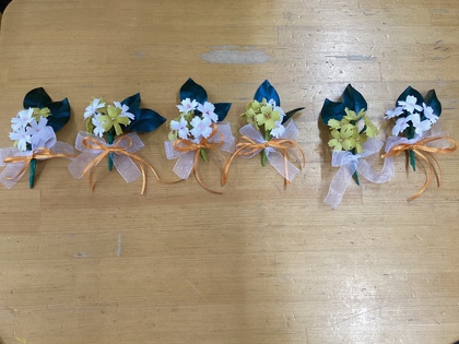 コサージュ完成