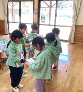 プレゼント渡し2