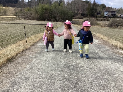 がんばってあるくよ