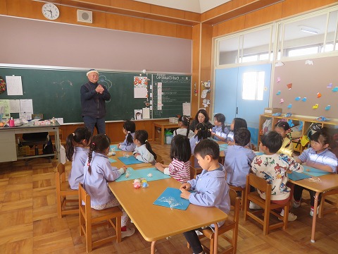 年長おひなさま作り