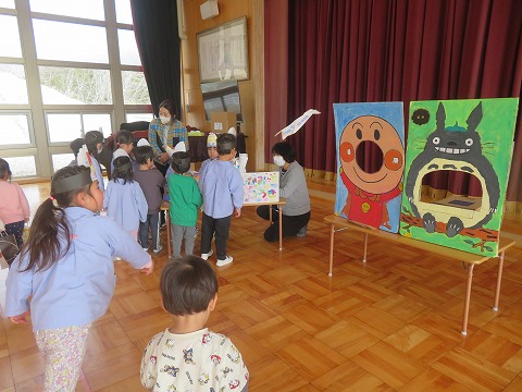 的あてに向けて飛行機を飛ばす