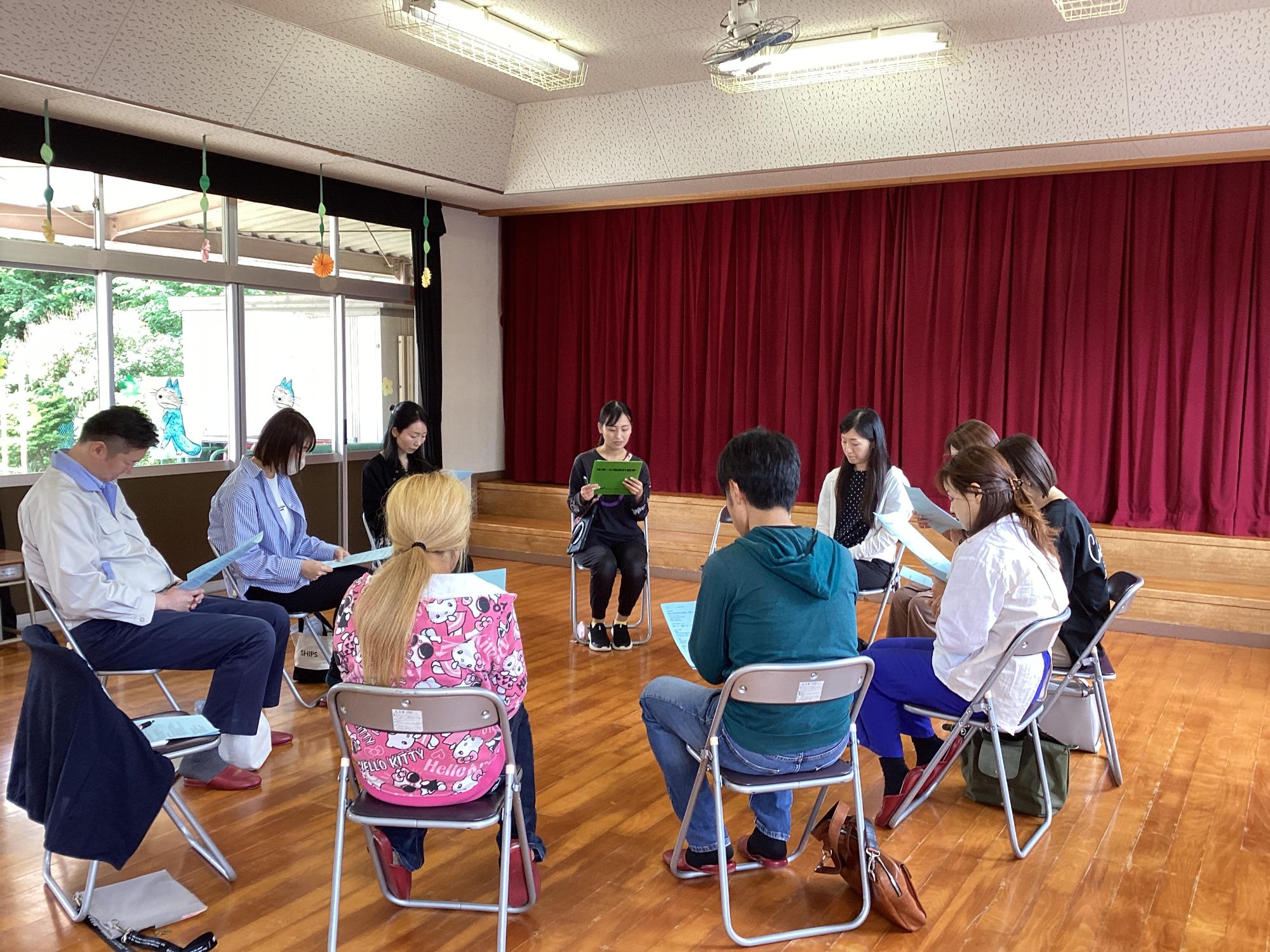 懇談会