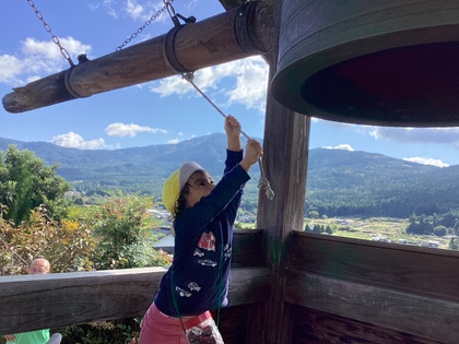 お寺の鐘つき