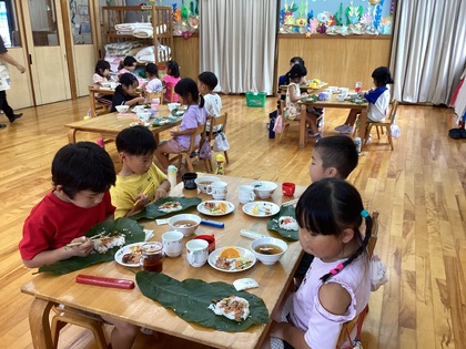 朴葉寿司会食画像