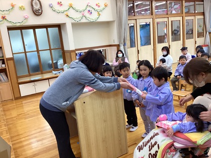 うさぎ組記念品授与