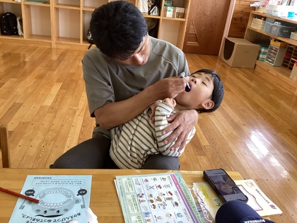 仕上げ磨き