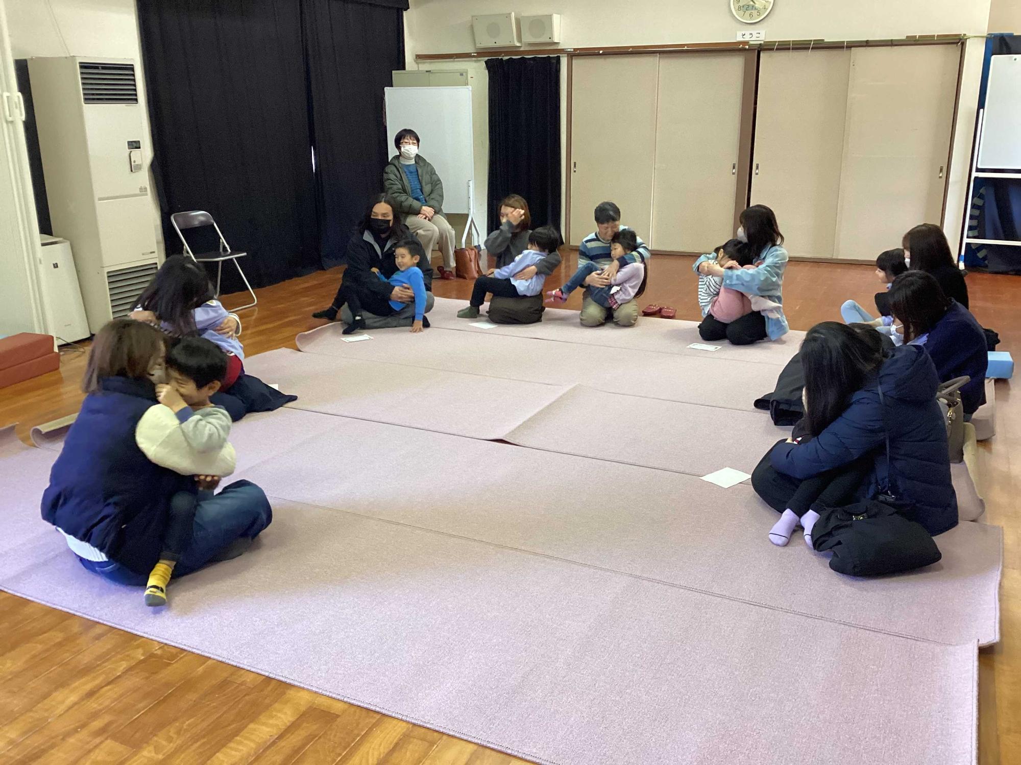 ゆりかごだっこ