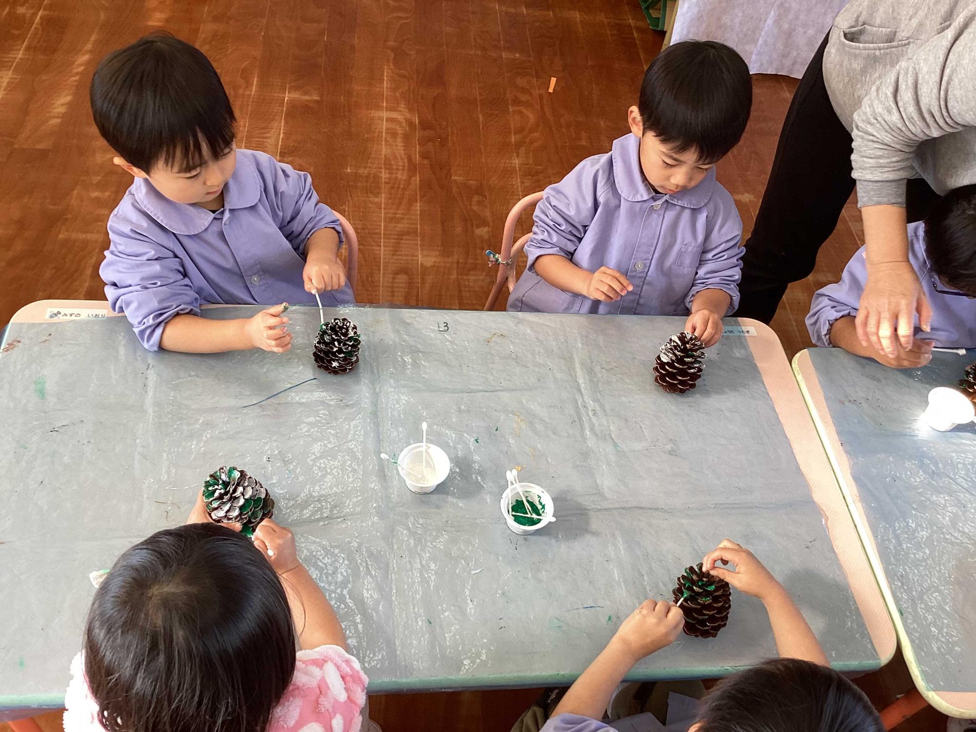 まつぼっくりツリー