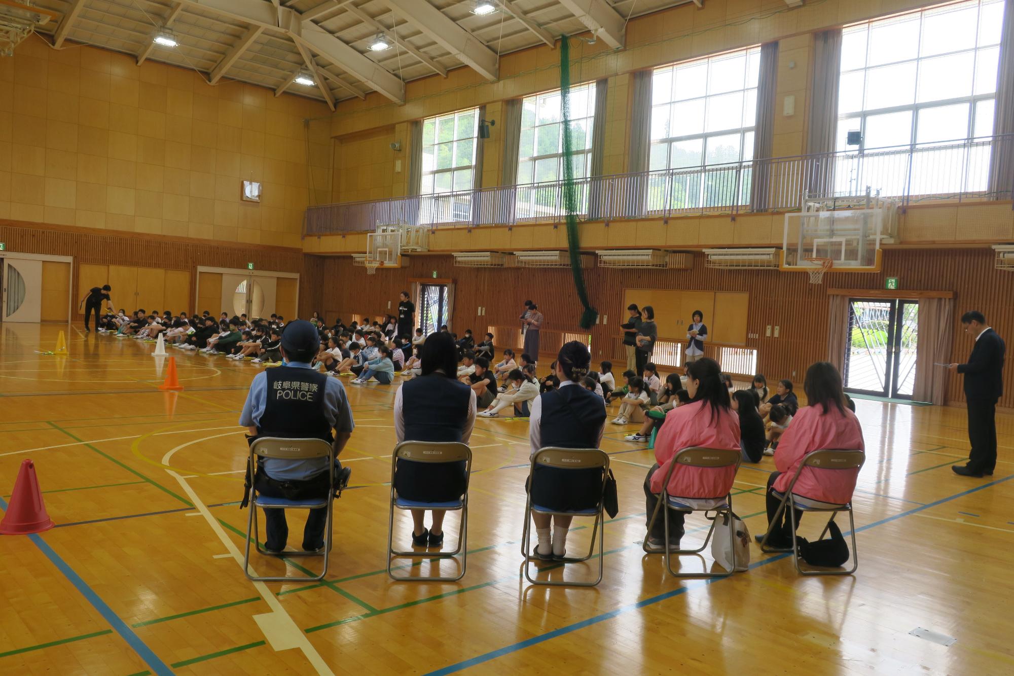 全校での安全指導