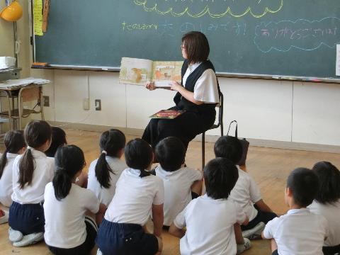 R706読み聞かせ1