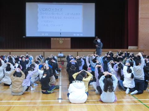 R7年度冬休み明け集会4