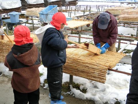 R7年度3年生寒天工場見学3