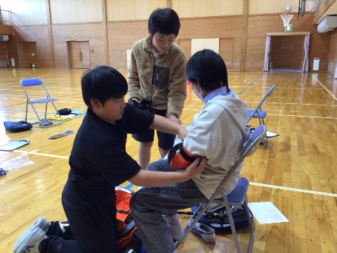 R7年度高齢者体験4