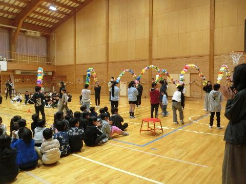 R7年度6年生を送る会2