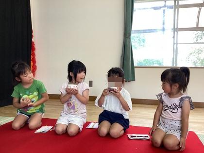 お茶をいただきます。