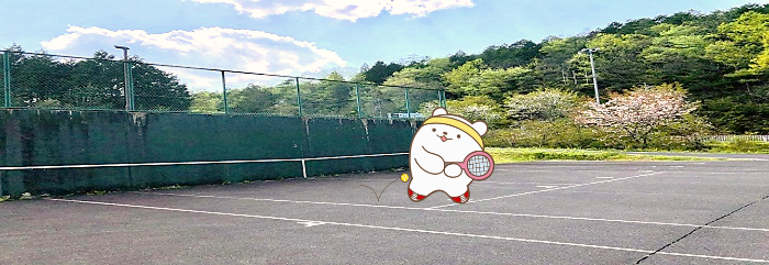 多目的広場では壁打ちテニスができます！