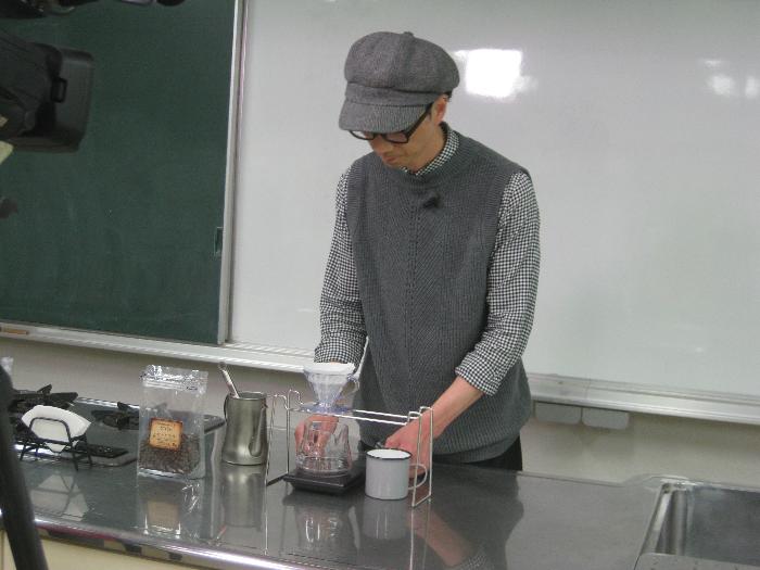 美味しいコーヒーを淹れるためには道具も重要です。