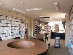 岩村コミュニティセンター図書室