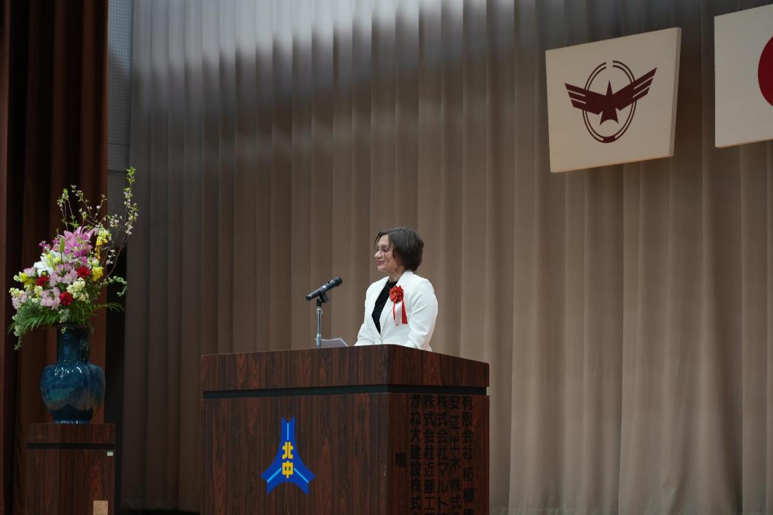 2026年3月8日、来賓あいさつをするポーランド投資・貿易庁（PAIH）政府副代表のエリザ・クロノフスカ・シヴァク様