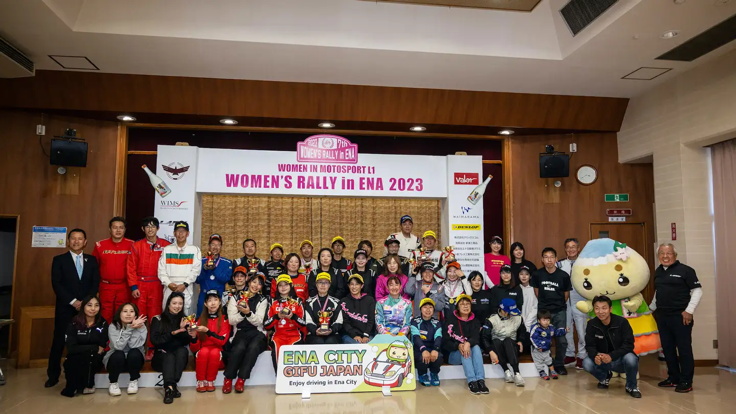 womens_rally